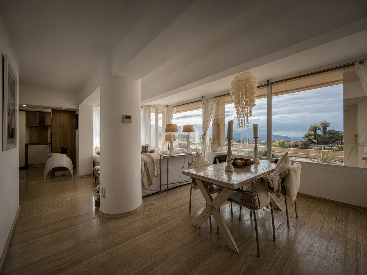 Open-plan living and dining facing west